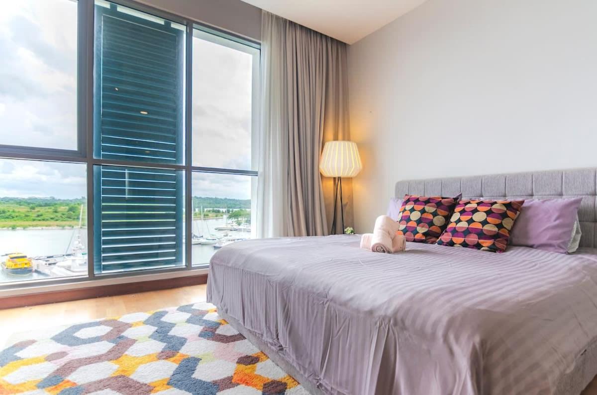 Lux 3Br Suite Puteri Harbour Near Legoland & Hello Kitty Nusajaya  Bagian luar foto